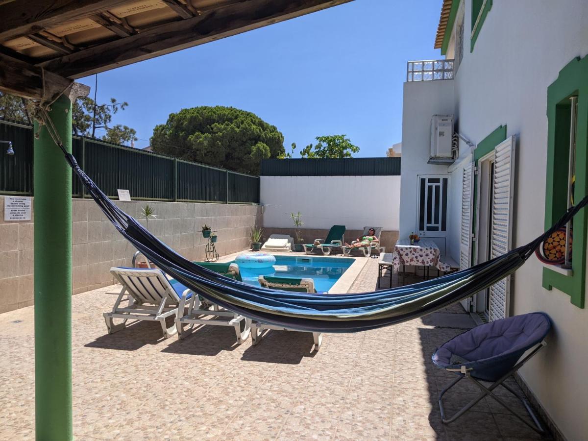 פארו Dolphin House Hostel מראה חיצוני תמונה